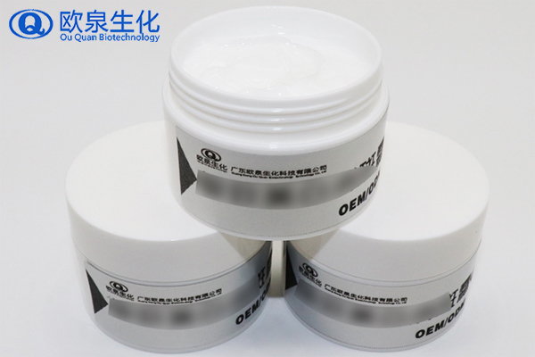 祛斑廠家:導(dǎo)致肌膚長斑的原因有哪些？