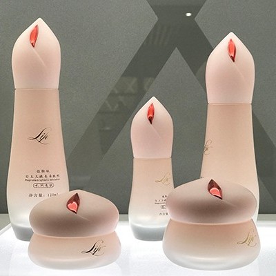 護(hù)膚產(chǎn)品合適裝什么包材？